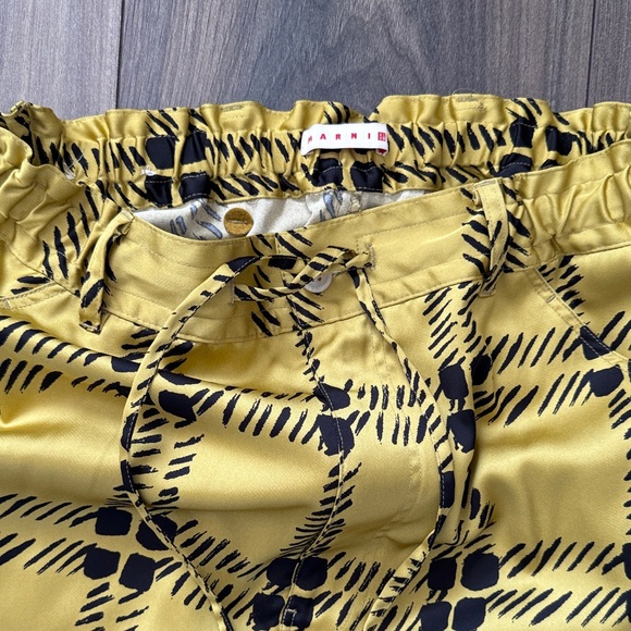 BNWOT Marni x Uniqlo Yellow Plaid Wide Leg Pants Medium - Picture 2 of 5